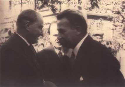 Суриц и Ататюрк